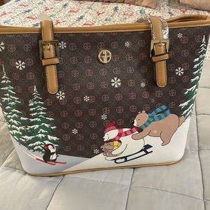 Adorable winter theme purse